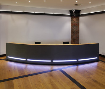 企业招聘前台,前台工作职责是什么要怎么写?